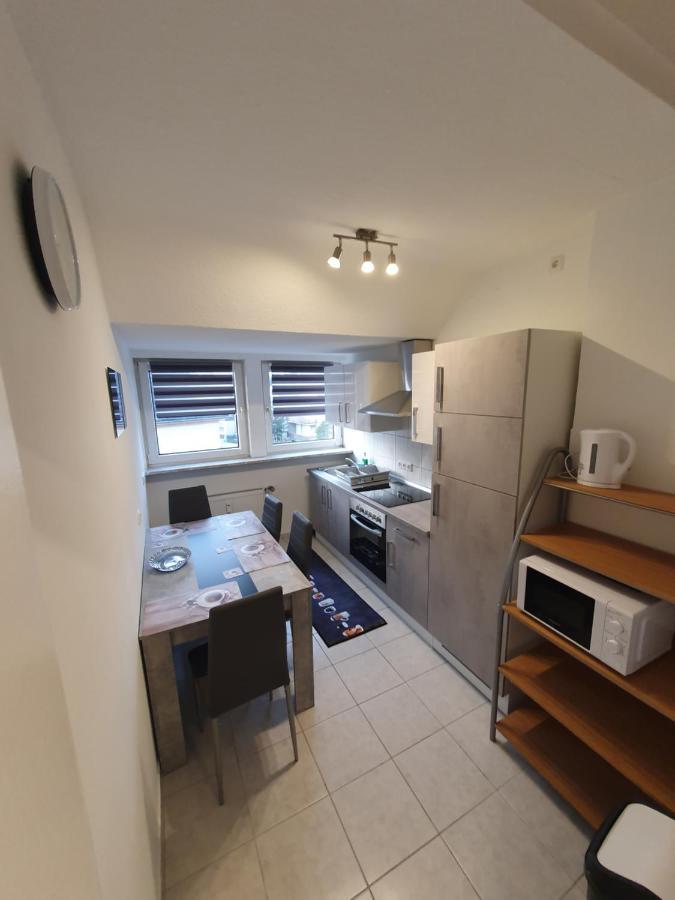 Ferienwohnung Schlossstr. Essen Esterno foto