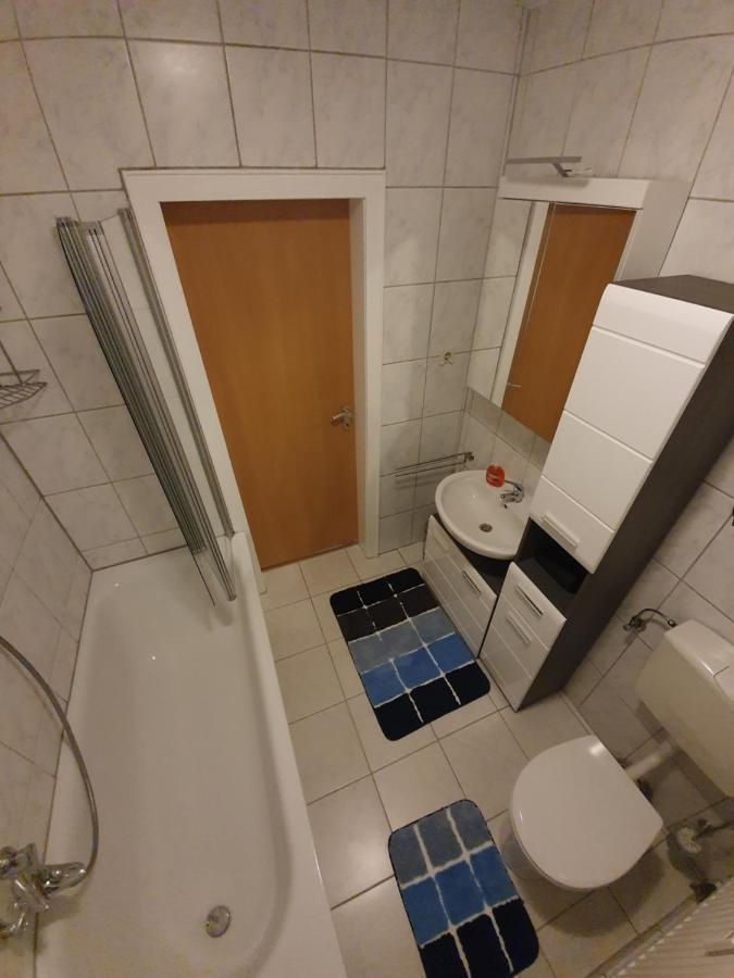 Ferienwohnung Schlossstr. Essen Esterno foto